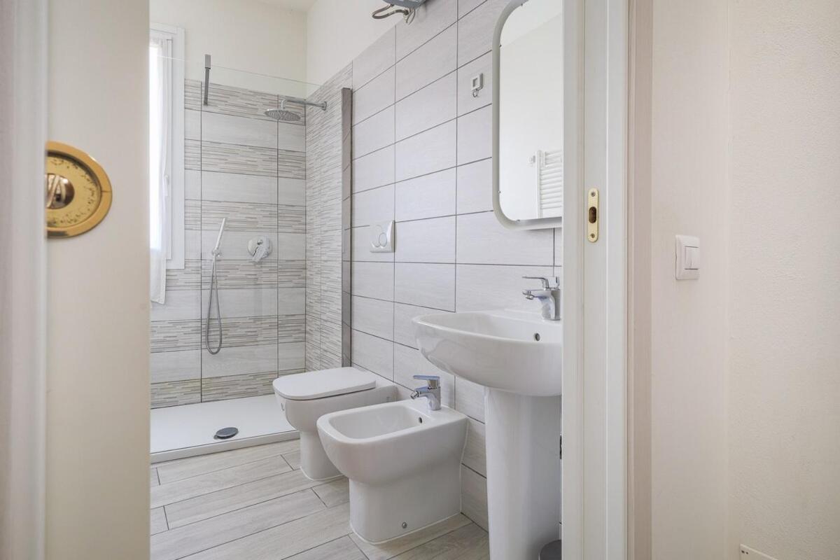 Zelo Buon Persico Jacuzzi & Relax - Casa Indipendente 20Min Da Milano 빌라 외부 사진